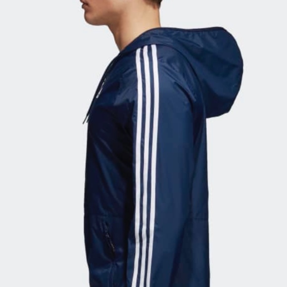 MEN'S TRAINING ESSENTIALS 3-STRIPES WIND JACKET - Picture 2 of 5